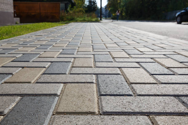Best Driveway Paving Contractor  in Navy Yard City, WA